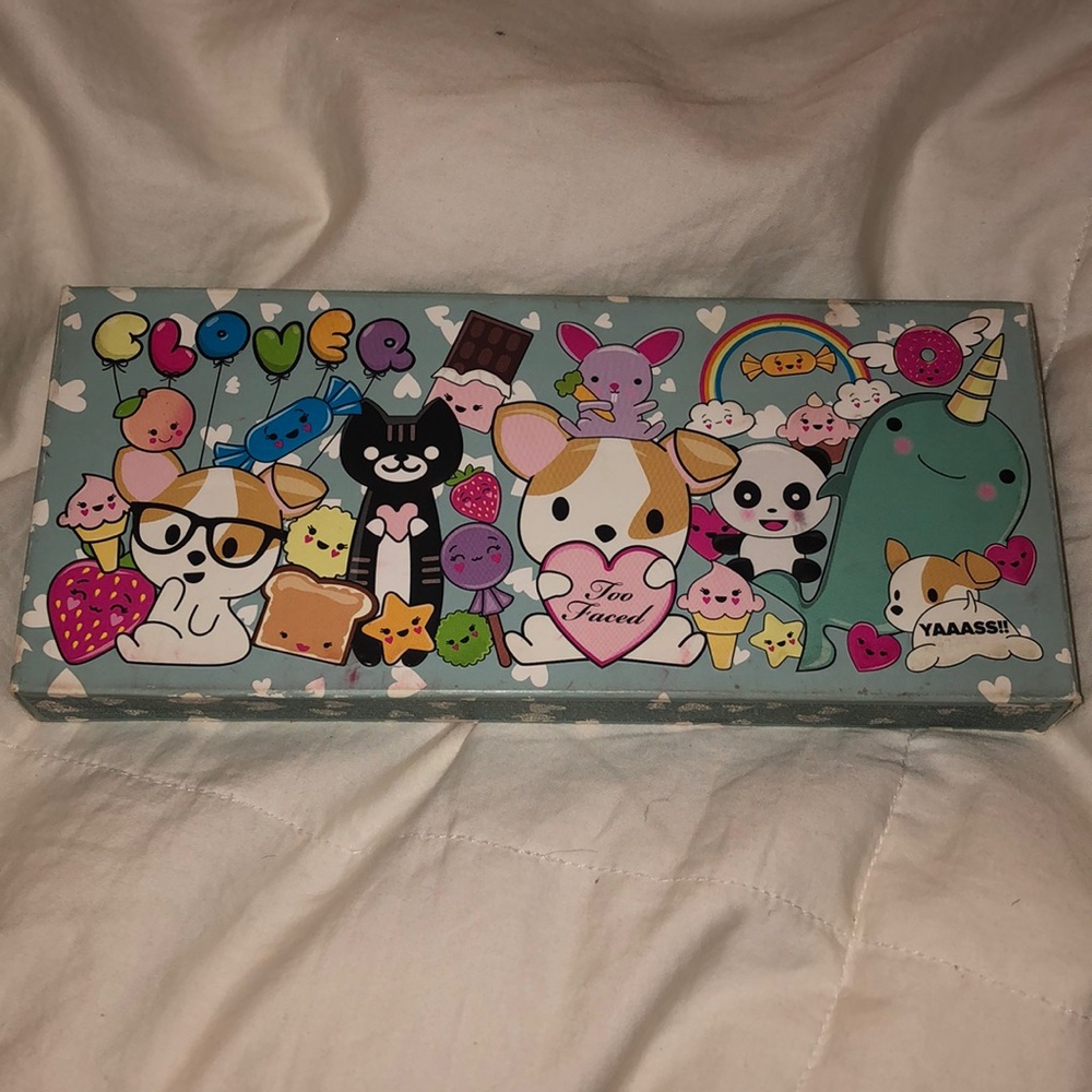 Too faced Clover palette